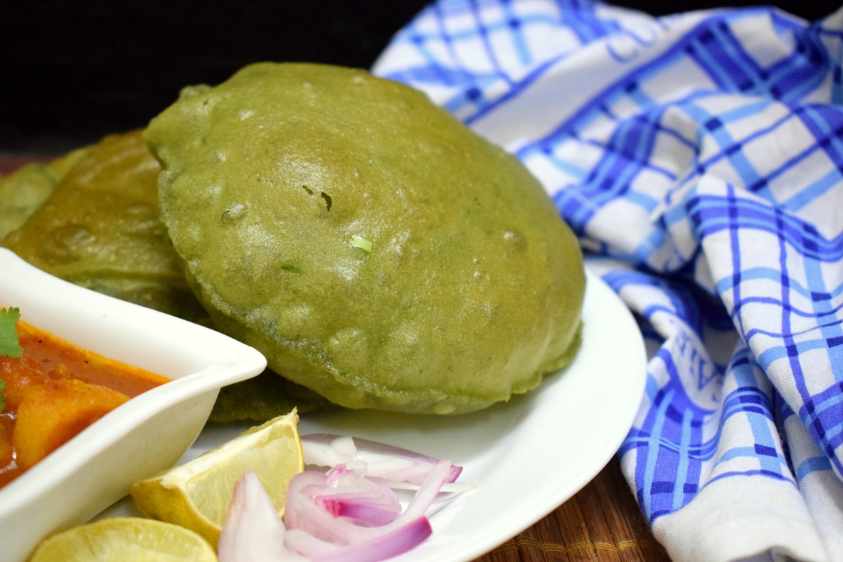 Spinach Poori From Madhya Pradesh Spinach Poori From Madhya Pradesh