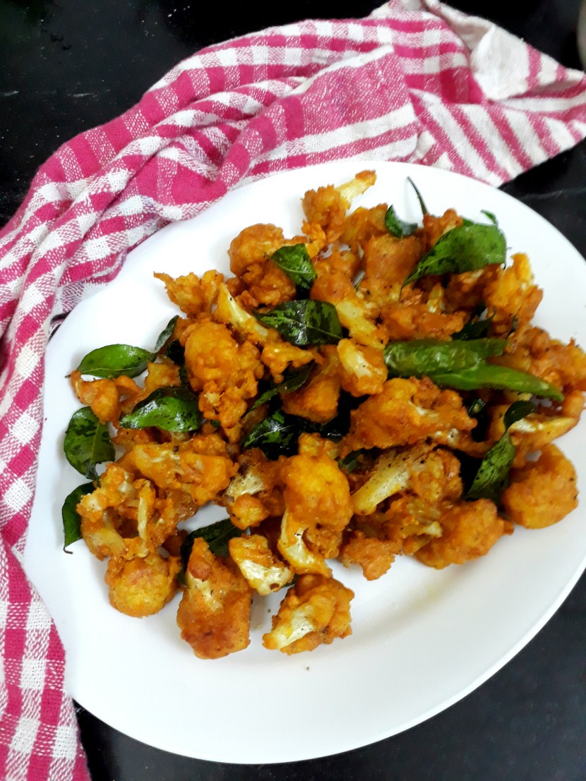 Cauliflower Pakoda