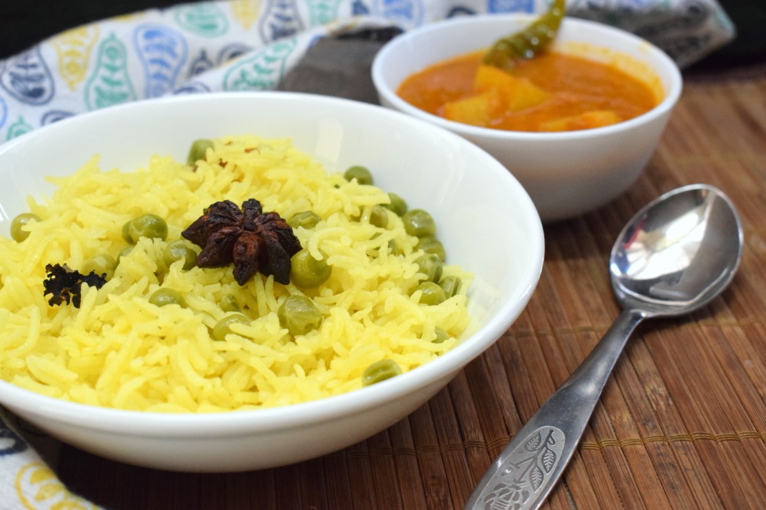 Bengali Holud Mishti Pulao