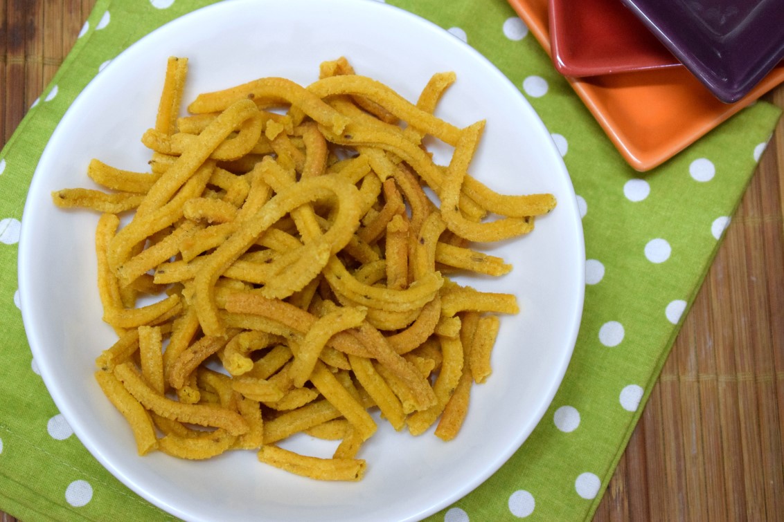 Besan Butter Murukku Besan Butter Murukku