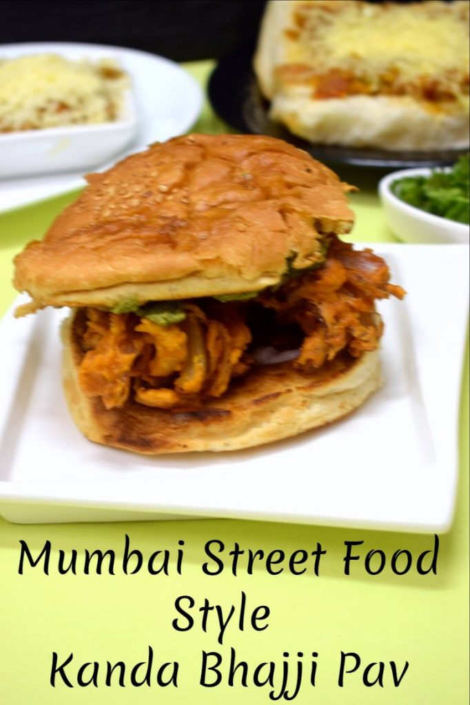 Mumbai Style Kanda Bhajji Pav